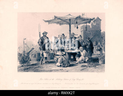 Imprimer montre un vendeur de rue de vendre le riz sous un grand parapluie, plusieurs clients sont à proximité de l'alimentation comme une femme avec un bébé sur son dos fait un achat, un soldat d'attente en ligne et d'autres près de la grappe une fortification sur le droit à l'arrière-plan Banque D'Images