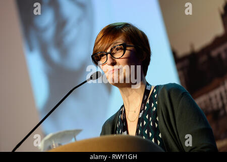 Porto, Portugal. 7 mars, 2019. Ester Asin, directeur du World Wide Fund for Nature (WWF) European Policy Office vu la parole durant le changement climatique au Sommet de Porto Centre des Congrès Alfandega. Credit : Omar Marques/SOPA Images/ZUMA/Alamy Fil Live News Banque D'Images