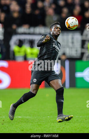 07 mars 2019, Hessen, Frankfurt/Main : Soccer : Europa League, l'Eintracht Francfort - Inter Milan, knockout ronde, ronde de 16 ans, d'abord les jambes, dans la Commerzbank Arena. Danny de Francfort da Costa joue la balle. Photo : Uwe Anspach/dpa Banque D'Images