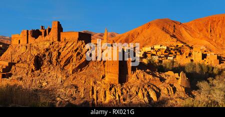 Kasbah à Ait Arbi, Dadestal, Rue des Kasbahs, Atlas, Maroc Banque D'Images