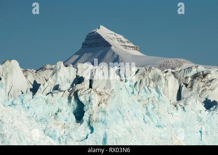 Nora, pic, Kronebreen Kongsfjorden, Spitzberg, archipel de Svalbard, Norvège Banque D'Images