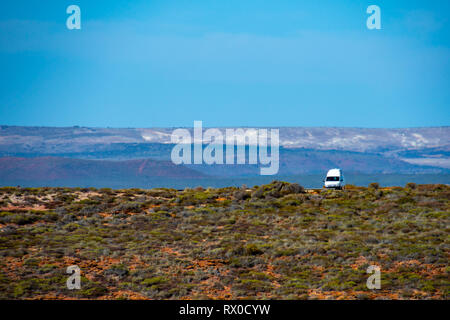 Camping Camping-car l'article en haut de colline dans le Parc National de Kalbarri Australie Banque D'Images