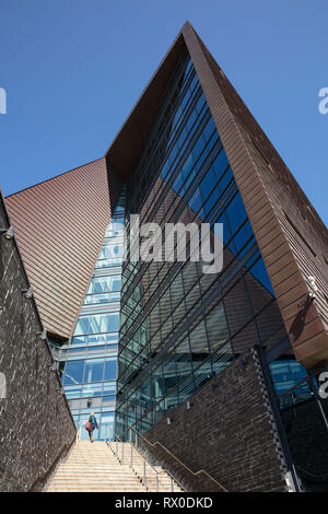 Le bâtiment a été Levinsky Roland a daigné par l'architecte danois Henning Larsens Tegnestue et achevé en 2007 pour un coût de €24,7 millions de dollars qu'il a été nommé Banque D'Images