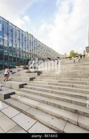 Séoul / Corée du Sud - 24 Sep 2015 : Campus de l'Université Ewha Womans valley par Dominique Perrault Architecture Banque D'Images