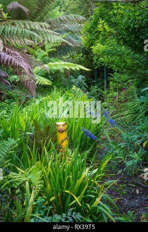 Décoration de jardin en bois d'une cat Banque D'Images