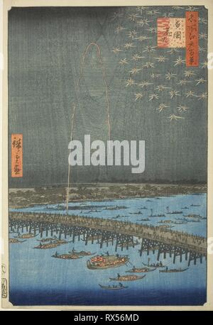 D'artifice à Ryogoku (Ryogoku hanabi), de la série Cent vues célèbres d'Edo (Edo Meisho hyakkei). Utagawa Hiroshige ? ?  ? ? ; Japonais, 1797-1858. Date : 1858. Dimensions : 36 x 24,1 cm (14 3/16 x 9 1/2 in.). Gravure sur bois en couleur ; Oban. Origine : Japon. Musée : le Chicago Art Institute. Banque D'Images
