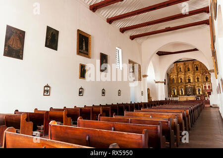 L'intérieur de Villa de Leyva, dans la province de l'Église Banque D'Images