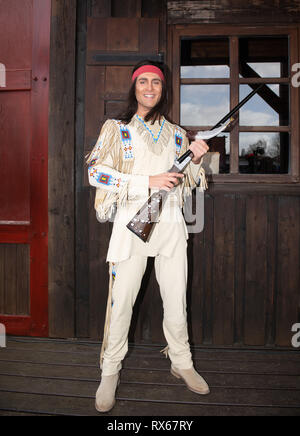 Bad Segeberg, Allemagne. 05Th Mar, 2019. L'acteur Alexander Klaws (Winnetou), enregistrées au cours d'une conférence de presse pour présenter les principaux acteurs de la Jeux Karl May. Crédit : Daniel Reinhardt/dpa/Alamy Live News Banque D'Images