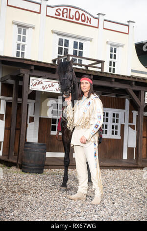 Bad Segeberg, Allemagne. 05Th Mar, 2019. L'acteur Alexander Klaws (Winnetou), enregistrées au cours d'une conférence de presse pour présenter les principaux acteurs de la Jeux Karl May. Crédit : Daniel Reinhardt/dpa/Alamy Live News Banque D'Images