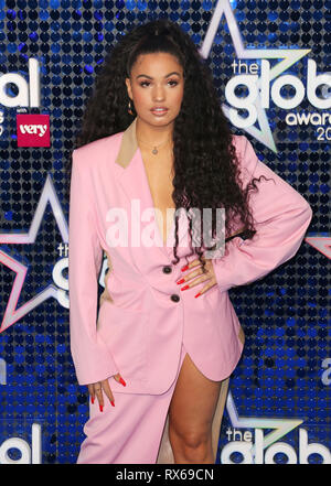 Mabel (Mabel McVey) assiste à la remise des prix mondiaux 2019 à l'Hammersmith Apollo Eventim à Londres. Banque D'Images