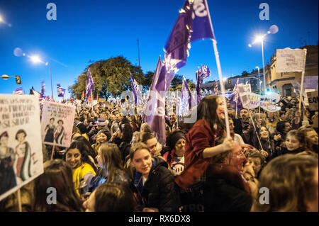 Séville, Espagne. 05Th Mar, 2019. Espagne, Séville : des milliers de femmes et d'hommes participent à la manifestation pour la Journée internationale de la femme 2019. Credit : Claudia Wiens/Alamy Live News Banque D'Images