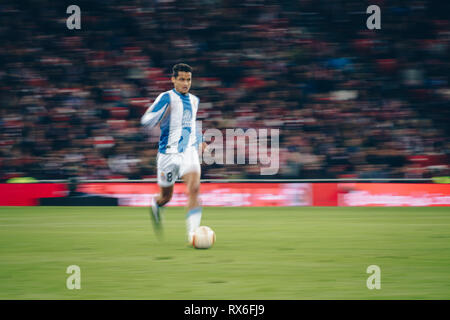 Bilbao, Espagne. 8Th Mar 2019. 08/03/2019. Bilbao, Pays Basque. San Mames. Liga Santander. Athletic Club v RCD Espanyol. Rosales (ES # 8) conduire la boule. Credit : Alvaro Campo/Alamy Live News Banque D'Images