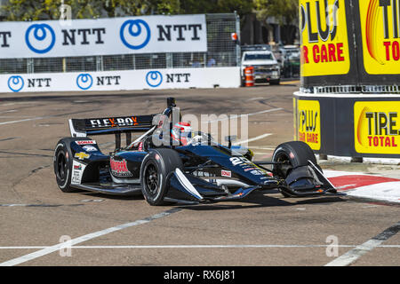 Saint Petersburg, Florida, USA. Mar 8, 2019. ED JONES (20) de l'Organisation unis passe par les tours au cours de la pratique de la Firestone Grand Prix de Saint-Pétersbourg à bord de l'eau temporaire Cours rue à Saint-Pétersbourg, en Floride. (Crédit Image : © Walter G Arce Sr Asp Inc/ASP) Banque D'Images