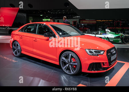 Genève, SUISSE - Le 6 mars 2018 : Audi RS3 Sportback Quattro voiture présentée à la 88e Salon International de l'Automobile de Genève. Banque D'Images