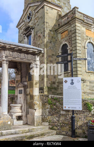 Blandford Forum, ville pittoresque centre high street, jour de marché, dorset, England, UK Banque D'Images