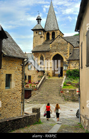 De l'église Saint-Fleuret, Estaing, Département de l'Aveyron, occitane, France Banque D'Images