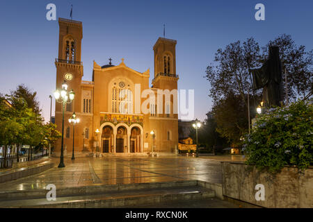 Athènes, Grèce - Novembre 6, 2018 : Cathédrale Métropolitaine d'Athènes situé dans place métropole dans la vieille ville d'Athènes. Banque D'Images