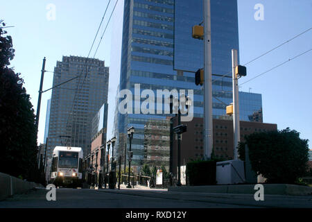 Train dans Jersey City, NJ, USA Banque D'Images