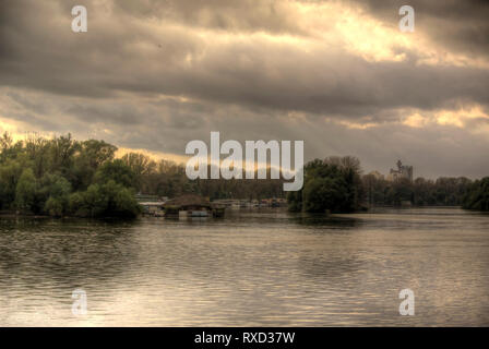 Belgrade, Serbie - Octobre 16th, 2013 : la confluence de la Sava et du Danube à Belgrade Banque D'Images