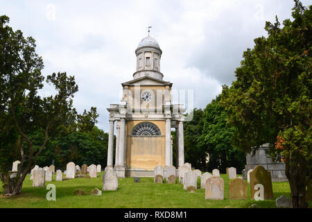 Mistley Towers, Mistley, Essex. Deux tours classique à arcades, qui s'élevait à chaque fin d'une magnifique église géorgienne, conçu par Robert Adam 1776 Banque D'Images