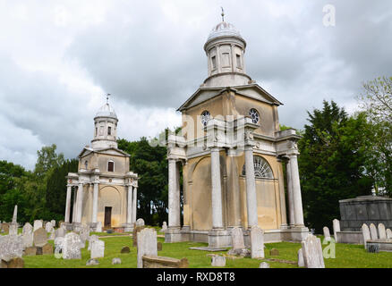 Mistley Towers, Mistley, Essex. Deux tours classique à arcades, qui s'élevait à chaque fin d'une magnifique église géorgienne, conçu par Robert Adam 1776 Banque D'Images