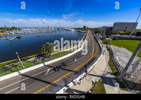 Saint Petersburg, Florida, USA. Mar 8, 2019. ED JONES (20) de l'Organisation unis passe par les tours au cours de la pratique de la Firestone Grand Prix de Saint-Pétersbourg à bord de l'eau temporaire Cours rue à Saint-Pétersbourg, en Floride. (Crédit Image : © Walter G Arce Sr Asp Inc/ASP) Banque D'Images