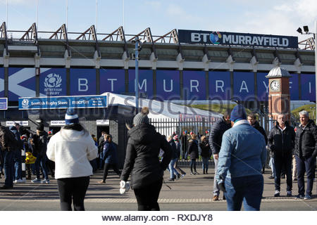 Edinburgh, Ecosse, Royaume-Uni. . 9 mars 2019. L'Écosse v Pays de Galles Six Nations de Rugby match pré international construire jusqu'à l'extérieur du stade de Murrayfield. Credit : Craig Brown/Alamy Live News Banque D'Images