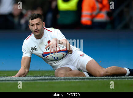 Londres, Angleterre, Royaume-Uni., 9 mars 2019. Jonny peut d'Angleterre va au-dessus de sa essayer pendant le match de rugby 6 nations Guinness entre l'Angleterre et l'Italie à Twickenham Twickenham en Angleterre le 9 mars 2019 Action Crédit photo : Crédit photo Action Sport Sport/Alamy Live News Crédit : Foto Action Sport/Alamy Live News Crédit : Foto Action Sport/Alamy Live News Banque D'Images