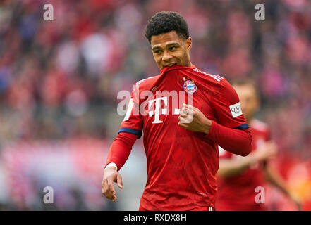 Munich, Allemagne. 09Th Mar, 2019. Serge GNABRY, FCB 22 demi-taille, portrait, Triste, Déçu, en colère, d'émotions, de déception, de frustration, frustration, tristesse, désespoir, désespoir, FC BAYERN MUNICH - VFL WOLFSBURG 6-0 - DFL RÈGLEMENT INTERDIT TOUTE UTILISATION DES PHOTOGRAPHIES comme des séquences d'images et/ou quasi-vidéo - 1.ligue de soccer allemand, Munich, le 09 mars 2019, la saison 2018/2019 journée 25, FCB, München, Crédit : Peter Schatz/Alamy Live News Banque D'Images