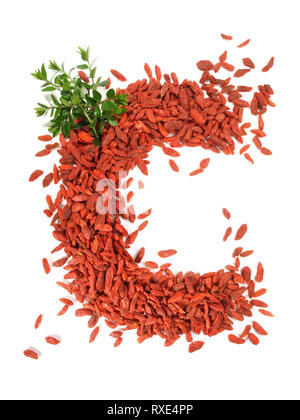 Les baies de Goji Vitamine C sur fond blanc Banque D'Images