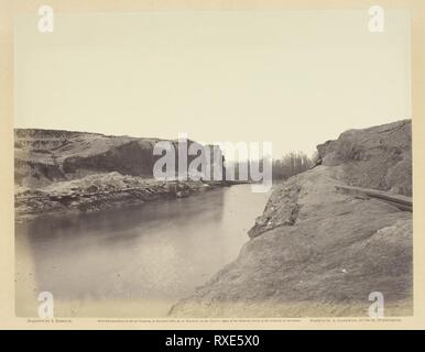 Dutch Gap Canal, James River, Virginia. John Reekie (États-Unis, actif 1861-1865) ; imprimé par Alexander Gardner (Américain, né en Écosse, 1821-1882). Date : 1864. Dimensions : 17,2 x 22,2 cm (image/papier) ; 31,1 x 44,1 cm (page d'album). L'albumine, pl. 87 extrait de l'album 'Gardner's Photographic Sketch Book of the War, Volume II" (1866). Origine : Etats Unis. Musée : le Chicago Art Institute. Banque D'Images