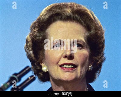 Margaret Thatcher à l'apogée de ses pouvoirs au début des années 1980, de Margaret Thatcher, la première femme premier ministre de couleurs rares 'expression' des images à partir de 1980. Banque D'Images