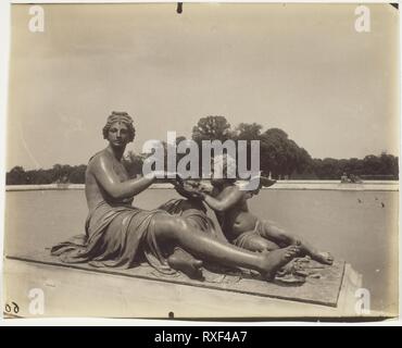 Versailles, coin de parc. Jean-Eugène-Auguste Atget ; français, 1857-1927. Date : 1901. Dimensions : 17,6 × 22 cm. L'albumine. Origine : France. Musée : le Chicago Art Institute. Banque D'Images