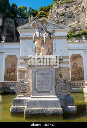 Le 17e siècle (l'étang) Pferdeschwemmme dans Karajan Carré de Salzbourg, Autriche, Europe Banque D'Images