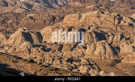Ash Sharah Mountains. La Jordanie. Un typique paysage jordanien. Banque D'Images