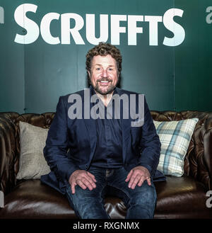 Birmingham, UK. 9 mars 2019. Crufts Dog Show....Singer priorto Michael Ball de sa prise de rôle en tant que juge en chef pour la concurrence Scruffs, le meilleur chien de race croisée, à l'ans Crufts Dog Show.. Crédit : charlie bryan/Alamy Live News Banque D'Images