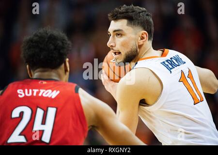 Virginia, USA. 9 mars 2019. Virginia Cavaliers Ty guard Jerome (11) au cours de la NCAA College Basketball match entre les Cardinals de Louisville et le Virginia Cavaliers à John Paul Jones Arena le samedi 9 mars 2019 à Charlottesville, VA. Jacob Kupferman/CSM Crédit : Cal Sport Media/Alamy Live News Banque D'Images