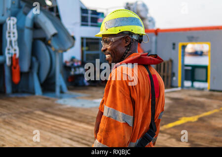 Chef de AB matelots - Maître d'équipage sur le pont du navire ou bateau offshore Banque D'Images