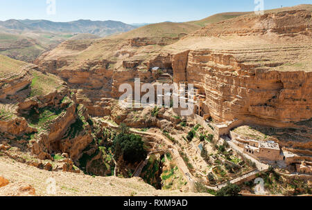 Panorama de Wadi Qelt dans le désert de Judée en Israël Banque D'Images