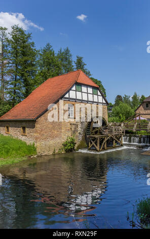 Moulin à eau dans le centre historique de la ville de Lemgo, Allemagne Banque D'Images