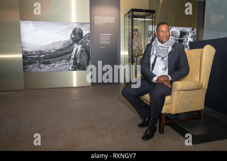 « Mandela : l'exposition officielle' est la nouvelle grande exposition mondiale qui conduit les visiteurs sur un parcours personnel à travers la vie de la plus célèbre combattant de la liberté et de leader politique. Une expérience révolutionnaire qui célèbre sa vie et l'héritage, l'exposition fait sa première mondiale au 26 Leake Street Gallery comprend : Nkosi Zwelivelile Mandela Où : London, Royaume-Uni Quand : 07 Feb 2019 Credit : Phil Lewis/WENN.com Banque D'Images