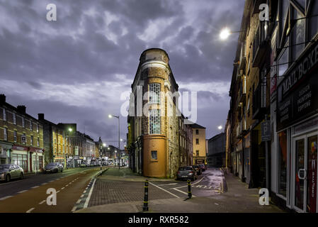 La ville de Cork, Cork, Irlande. Le 04 octobre, 2016. Tôt le matin à l'ancienne ruche Iron Works à l'intersection de Washington et de l'Hanover Street, Cork, Ir Banque D'Images