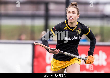 DEN BOSCH - 10-03-2019 HC, Den Bosch D1 - Hurley, 2018 / 2019 La saison de hockey. Hockeycomplex Oosterplas. Lenna Omrani pendant le match HC Den Bosch D1 - Hurley. Banque D'Images