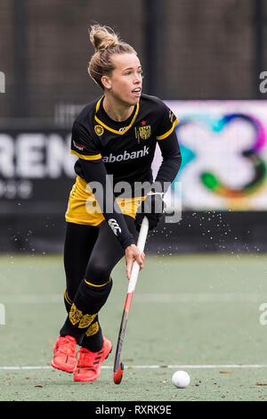 DEN BOSCH - 10-03-2019 HC, Den Bosch D1 - Hurley, 2018 / 2019 La saison de hockey. Hockeycomplex Oosterplas. Lieke Hulsen pendant le match HC Den Bosch D1 - Hurley. Banque D'Images