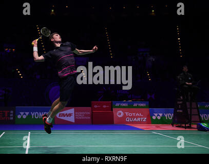 Arena Birmingham, Birmingham, Royaume-Uni. Mar 10, 2019. Yonex All England Open Badminton Championships, jour 5 ; finale de mens, Kento MOMOTA du Japon contre Viktor AKIYUKI NOSAKA AKIYUKI NOSAKA Viktor du Danemark ; le Danemark de sauts pour un crédit : smash Plus Sport Action/Alamy Live News Banque D'Images