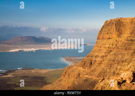 La Graciosa Island panorama. Mirador del Rio, Lanzarote. Espagne Banque D'Images