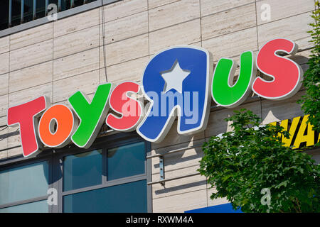 SCC, ToysRus, Schlossstrasse, Steglitz, Berlin, Deutschland Banque D'Images