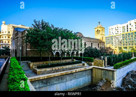Beyrouth Saint George Cathédrale Orthodoxe grecque avec fond de ciel bleu Banque D'Images