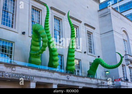 L'un des monstres gonflables installés pour l'Halloween dans l'événement de la ville, Manchester, Manchester, Angleterre, RU Banque D'Images