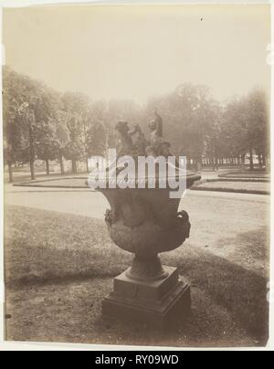 Versailles, Grand Trianon. Jean-Eugène-Auguste Atget ; français, 1857-1927. Date : 1901. Dimensions : 22 × 17.2 cm (image/papier). L'albumine. Origine : France. Musée : le Chicago Art Institute. Banque D'Images